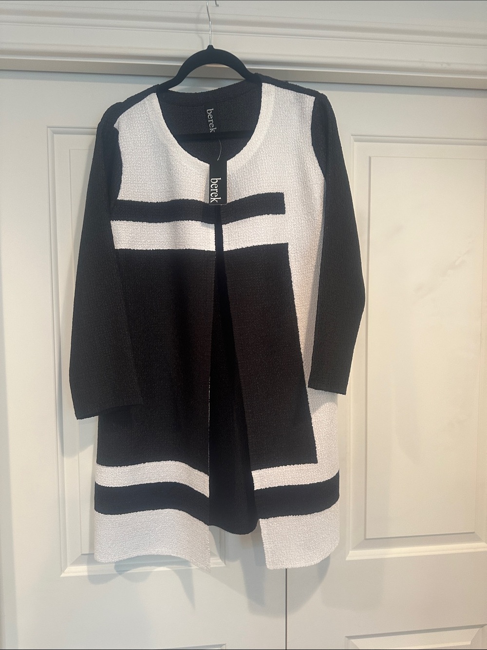 berek Black and White Open-Front Colorblock Long Jacket